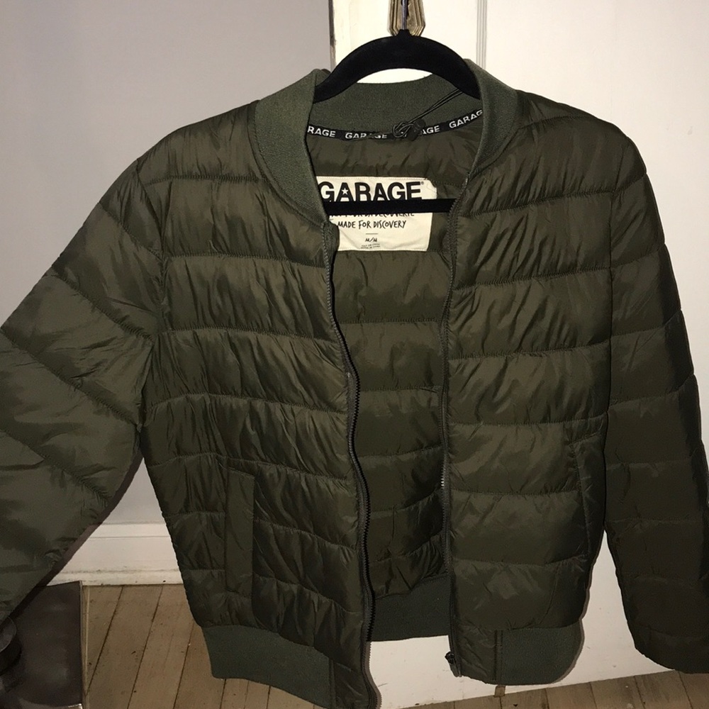 OLIVE GREEN BOMBER JACKET